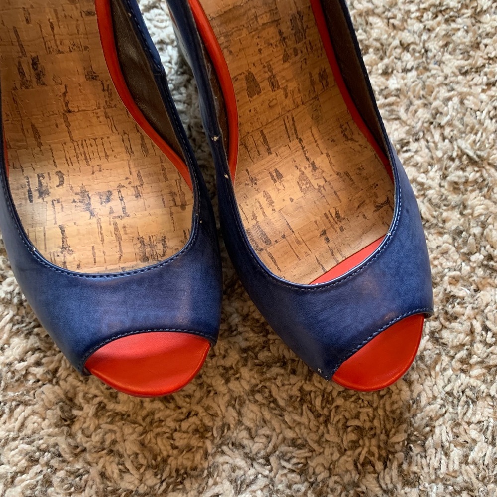 Guess Spring Heels - Picture 7 of 8